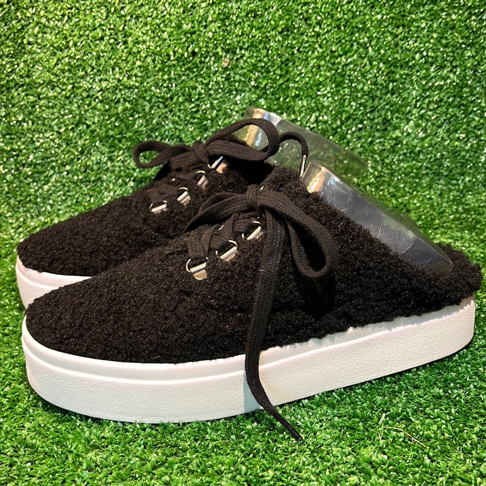 Lucky Brand Tolini Faux Fur Slip On Platform Sneaker Womens 6M